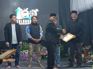 PT. Selecta dapat Penghargaan Lencana Wanwa Dharma Satata dari Pemdes Tulungrejo, Kontribusi Berdayakan Masyarakat