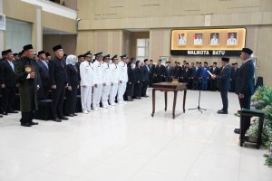 Wali Kota Batu, Nurochman Lantik 139 Pejabat, Tegaskan Komitmen Integritas dan Orientasi Pelayanan Publik Berkualitas