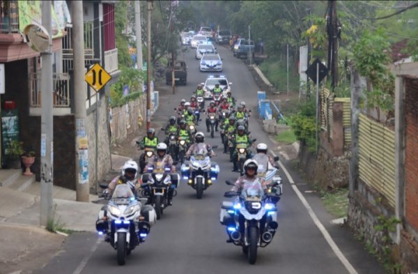 AKBP Andi Didapuk Pimpin Apel Gabungan dan Patroli Skala Besar Jelang Pilkada Serentak 2024