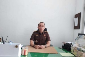 Lima Orang Tersangka dan BB Tahap ll Tipidkor pada Bank BRI Unit l Kota Batu Diserahkan ke JPU