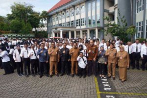Pemkot Batu Serahkan SK PPPK Paruh Waktu kepada 1.233 Pegawai, Tekankan Profesionalisme ASN