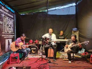 Camat Bumiaji, Thomas Maido Apresiasi Kopi Embongan Wadah Kreasi Musisi Disabilitas, Brain Wash Punk Rock Bangga