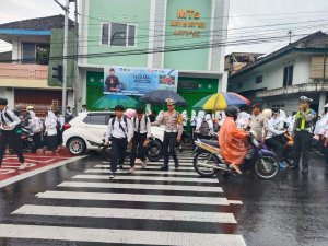 Operasi Zebra Semeru 2025 Dimulai, Sat Lantas Polres Batu Prioritaskan Perlindungan Bagi Pejalan Kaki