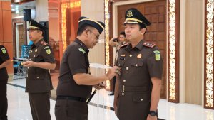Kajati Jatim Pimpin Sertijab, Arya Wicaksana Resmi Jabat Kajari Batu Gantikan Andy Sasongko