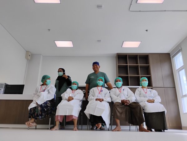 Bakti Sosial ke-2, Ishk Tolaram Eye Centre Kota Batu Berikan Layanan Operasi Katarak Gratis Masyarakat Malang Raya