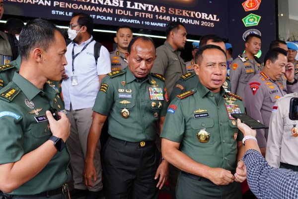 Panglima TNI Tegaskan: TNI yang  Menduduki Jabatan Sipil Harus Mundur Atau Pensiun Dini