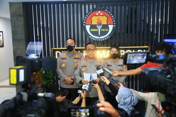 Polri Tahan 6 Tersangka Peristiwa di Stadion Kanjuruhan Malang