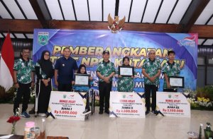 15 Atlet NPCI Kota Batu Diberangkatkan Pj Aries Untuk Berlaga di Pekan Paralimpik Provinsi Jatim