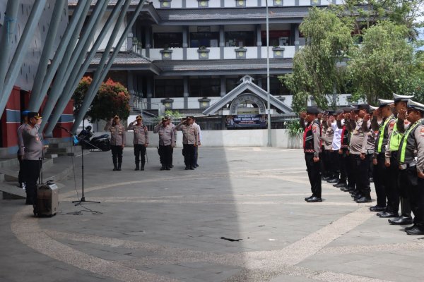 Jamin Pertandingan Aman dan Kondusif, Kapolres Batu AKBP Aris Pimpin Apel Pengamanan Liga 4