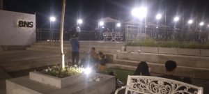 Food Garden BNS Tempat Nongkrong Viral Kekinian