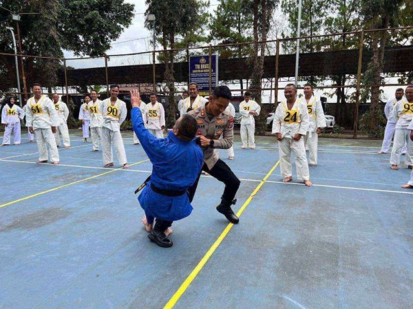 Ujian Beladiri Polri, Kapolres Batu AKBP Oskar: Benteng Pertahanan Bagi Personil dari Pelaku Tindak Kejahatan