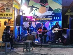 Live Accoustic Saturday Night Diapresiasi Kades Pesanggrahan, Yudi: Kita Dukung Kreativitas Musisi Kota Batu