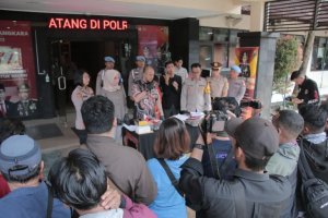 Kenal Lewat Sosmed Warga Sukun Setubuhi Wanita Asal Blitar