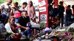 Panjatkan Doa, Christian Gonzales Bersama Keluarga Kunjungi Stadion Kanjuruhan