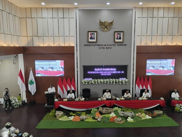 DPRD Kota Batu Gelar Rapat Paripurna Peringati Hari Jadi Kota Batu ke-24, Usung Tema Satukan Niat, Bangkitkan Semangat Mbatu SAE dan Tagline Sedoyo SAE
