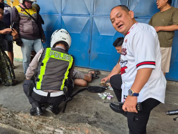 Niat Hati Kejar Pemotor, Satlantas Polres Dapatkan Sajam dan Barang Haram
