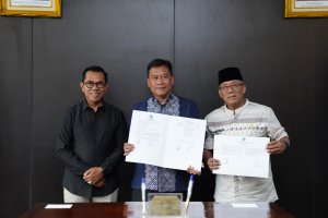 Komitmen Penguatan Birokrasi yang Bersih dan Transparan, Wali Kota Batu, Nurochman Penandatanganan Perjanjian Kinerja dan Pakta Integritas Tahun 2026