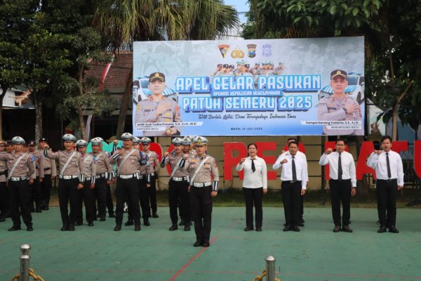 Apel Gelar Pasukan Operasi Patuh Semeru 2025, 7 Pelanggaran jadi Sasaran Utama Sat Lantas Polres Batu