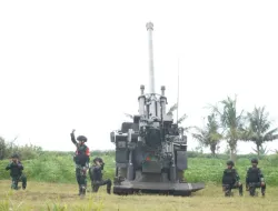 Pangdivif 2 Kostrad Cek Langsung Kemampuan Prajurit Penembak Meriam Caesar Yonarmed 12/Angicipi Yudha